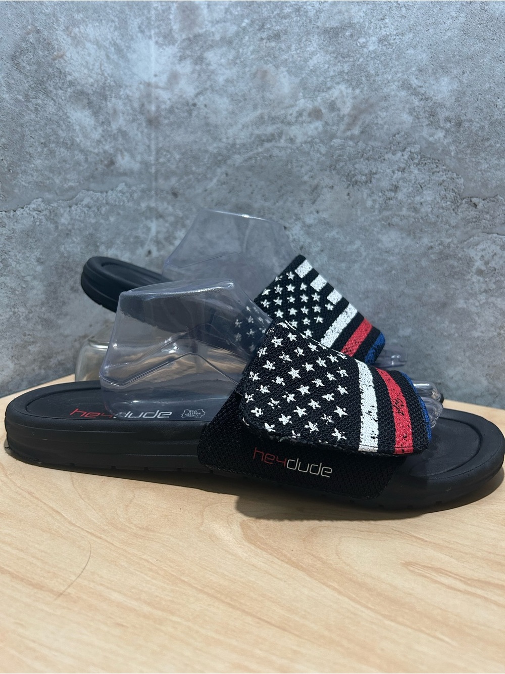 Men's Hey Dude Phoenix Sox Sandals featuring a American flag design size 10.5